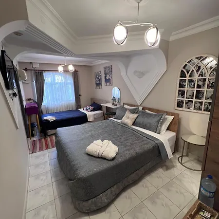 Bed & Breakfast Art *